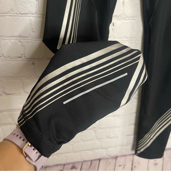 Bundle- Avia Sport Bra and Champion Active Leggins - Picture 3 of 10